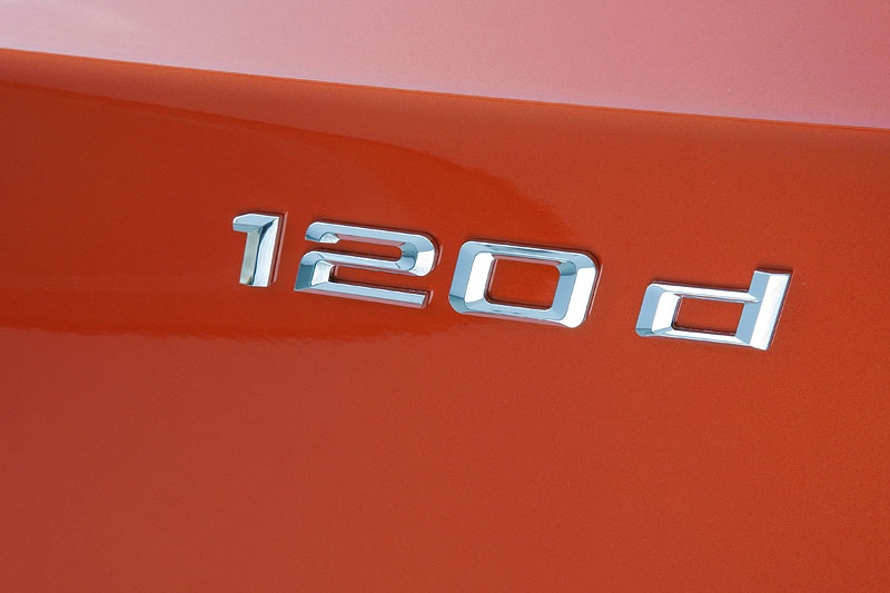 BMW 120d Urban Line (F20), Typschild an der Heckklappe