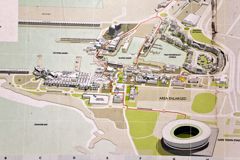 Vor dem Hotel gab es einen Lageplan, in dem die Lage des Hotels in der Waterfront zu sehen ist.