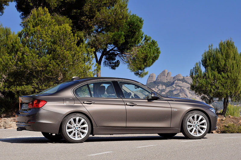 BMW 320d Modern Line