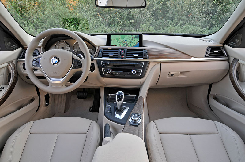 BMW 320d Modern Line, Interieur