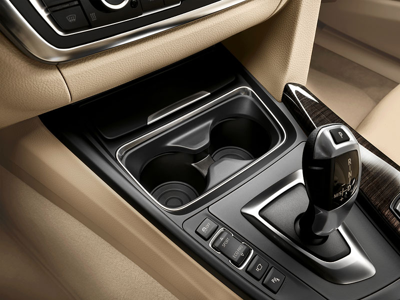 Neuer BMW 3er: Ablage Mittelkonsole