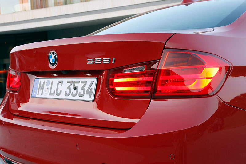 BMW 328i Sport Line
