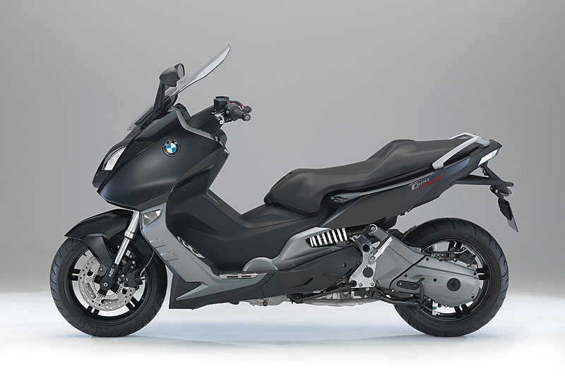 BMW C 600 Sport in Saphirschwarz metallic
