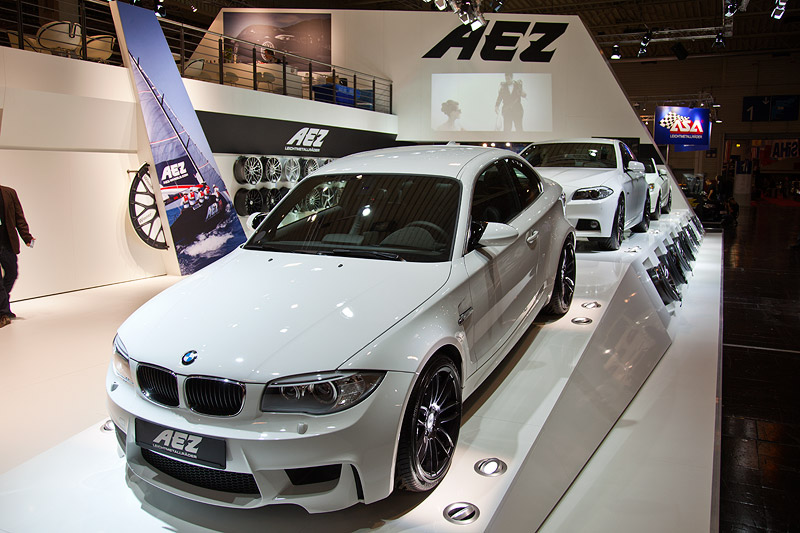 Essen Motor Show 2011: BMW 1er Coup (E82) mit AEZ Felgen auf dem Stand von AEZ