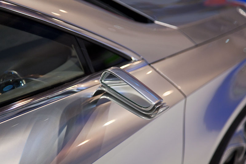 Mercedes Concept A, Studie fr die zuknftige A-Klasse, futuristisch wirkender Auenspiegel