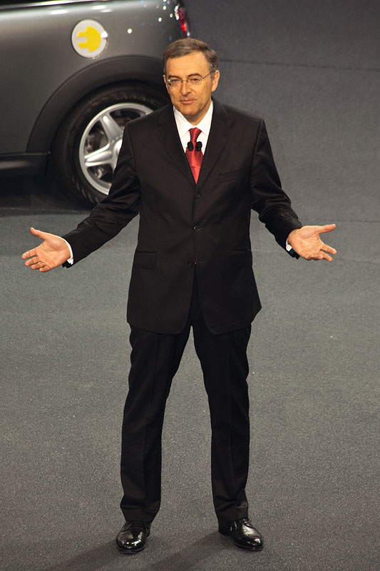 Dr. Norbert Reithofer, BMW Chef, bei der BMW Pressekonferenz auf der IAA am 13.09.2011