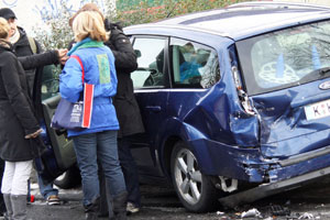   Wenn sich die Pr�mie f�r die Kfz-Versicherung erh�ht hat, ohne dass ein Schadenfall hierf�r die Ursache ist, gibt es f�r jeden das Recht zu au�erordentlichen K�ndigung.