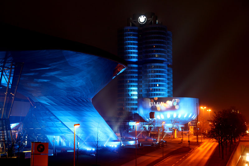 Videobespielung von BMW Welt und BMW Museum zum Launch von BMW i.