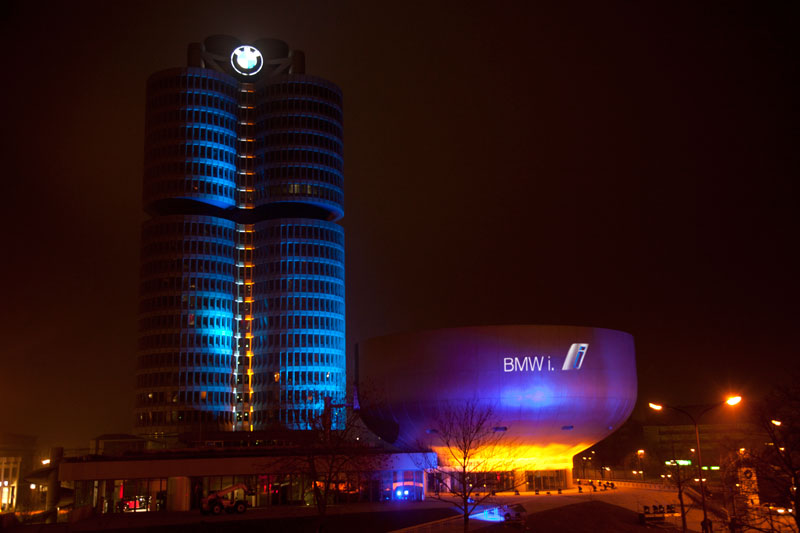 Videobespielung von BMW Welt und BMW Museum zum Launch von BMW i.