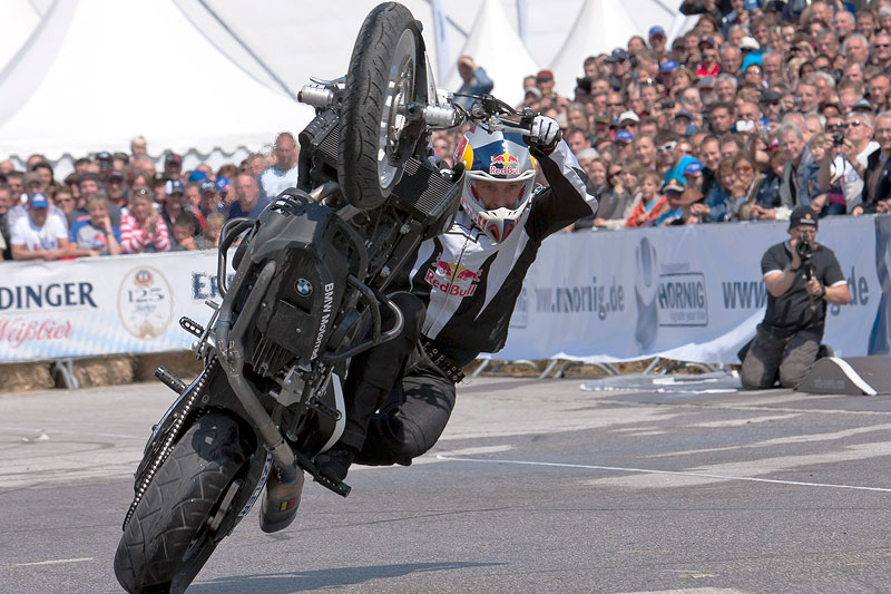BMW Motorrad Days 2011, Stuntshow Chris Pfeiffer 