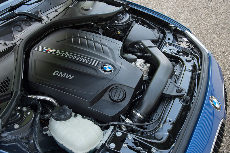BMW M 135i, Motorraum