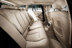 BMW 3er Touring, Rücksitzbank, Leder Dakota OysterBMW 3er Touring, Rücksitzbank, Leder Dakota Oyster