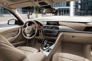 BMW 3er Touring, Cockpit, Leder Dakota Oyster