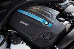 BMW ActiveHybrid 3, Motor mit Active Hybrid Schriftzug