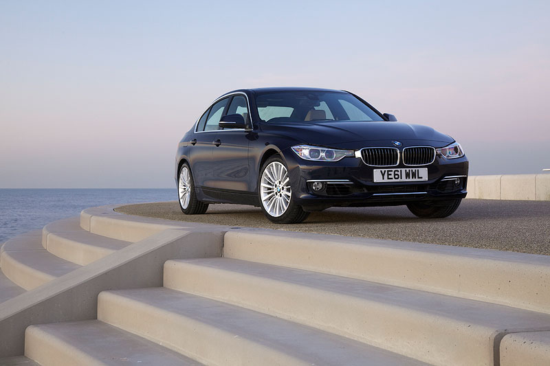 BMW 335i Luxury Line (F30)