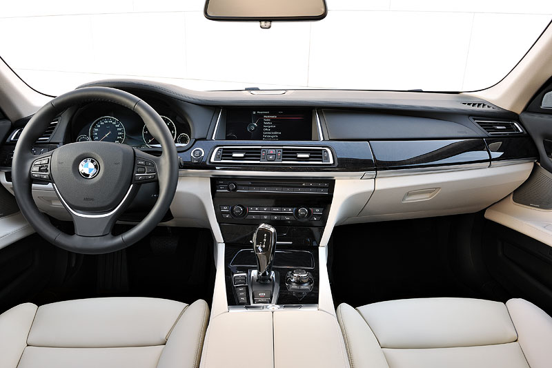 Foto BMW 7er Facelift Mittelkonsole vergr ert 