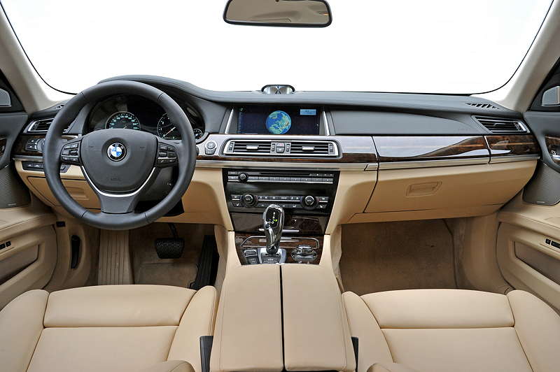 BMW 750Li (F02), Innenraum