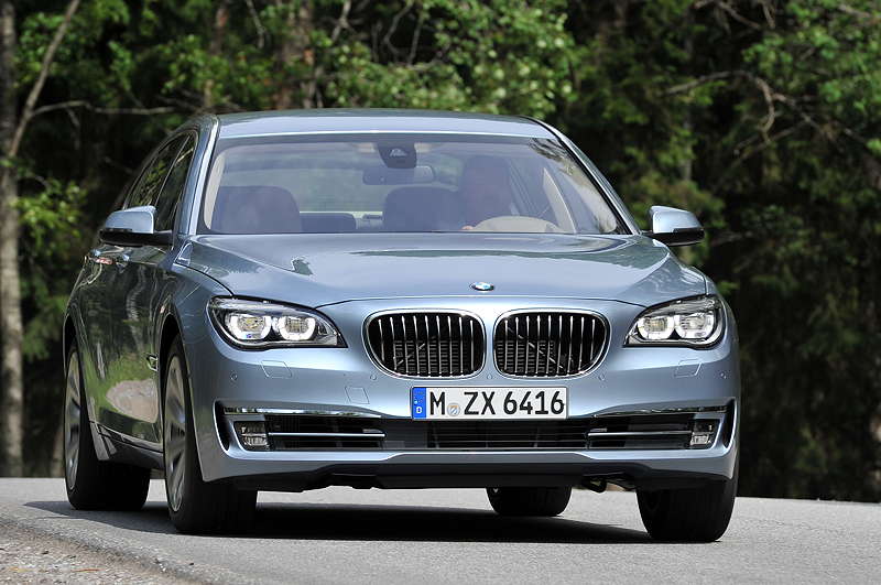 BMW ActiveHybrid 7 (F04 LCI) on location in St. Petersburg