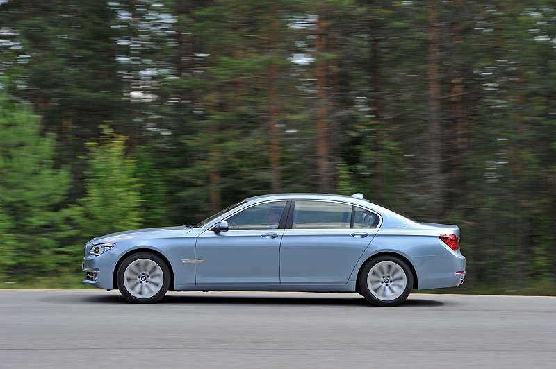 BMW ActiveHybrid 7 (F04 LCI) on location in St. Petersburg