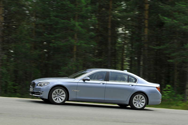 BMW ActiveHybrid 7 (F04 LCI) on location in St. Petersburg