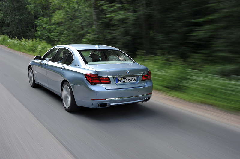 BMW ActiveHybrid 7 (F04 LCI) on location in St. Petersburg