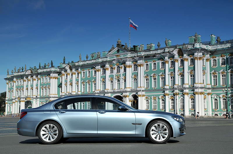 BMW ActiveHybrid 7 (F04 LCI) on location in St. Petersburg