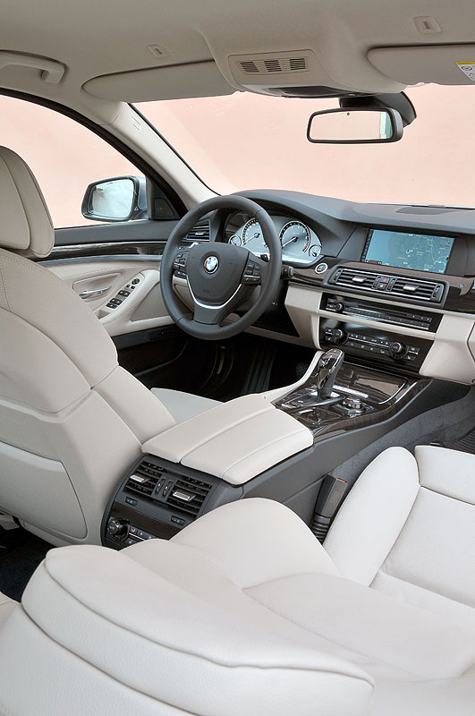 BMW ActiveHybrid 5, Interieur