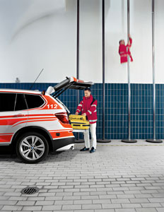 BMW Heckauszugslösung für RettungsfahrzeugeBMW Heckauszugslösung für Rettungsfahrzeuge