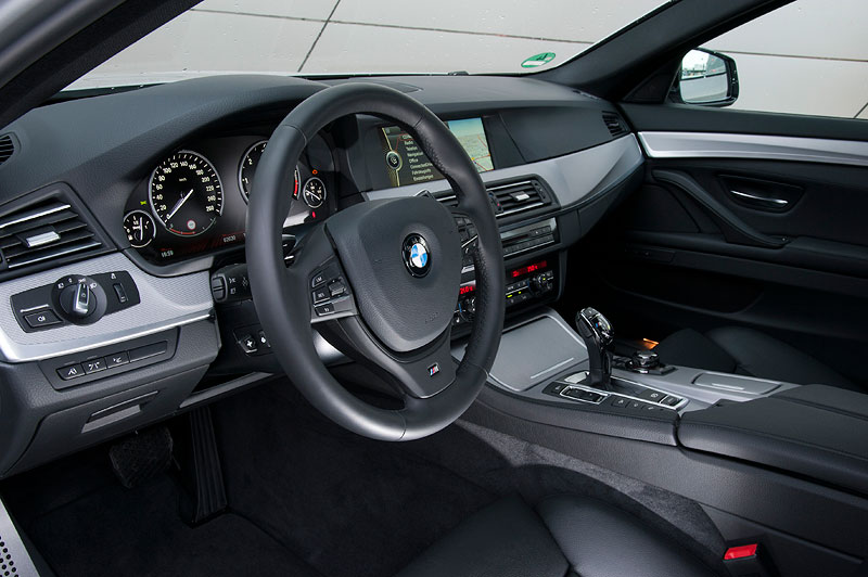 BMW M550d xDrive, Interieur
