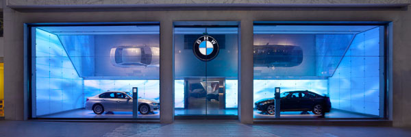   BMW George V, Paris. Erster neuer BMW Brand Store