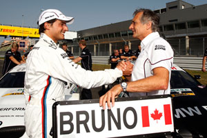 Gewinner vom Nürburgring, Bruno Spengler mit dem Teamchef Charly Lamm, BMW Team Schnitzer