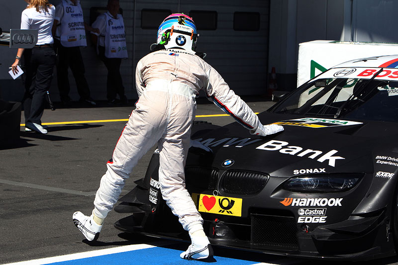 Bruno Spengler (CA) feiert seine Poleposition, BMW Team Schnitzer