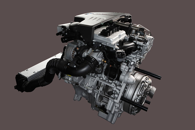 Foto BMW TwinPower Turbo 6Zylinder Benzin Motor (vergrößert)