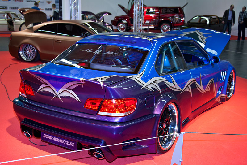 orig. BMW M3 (E36) mit zahlreichen Karosserie-Modifikationen z. B. E60 Front