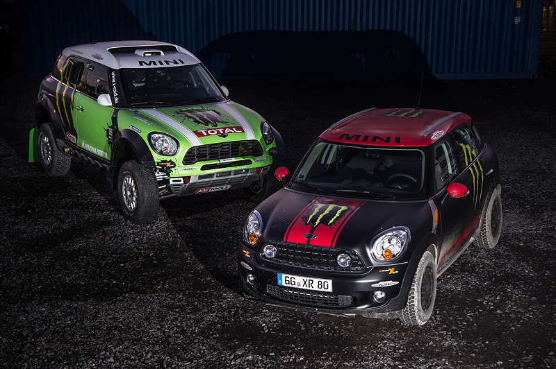 MINI ALL4 Racing und MINI Countryman X-raid Service-Fahrzeug