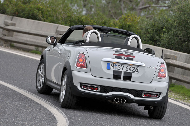 MINI Roadster on location in Lissabon