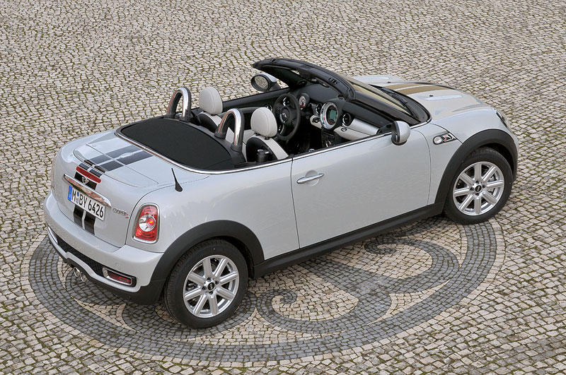 MINI Roadster on location in Lissabon