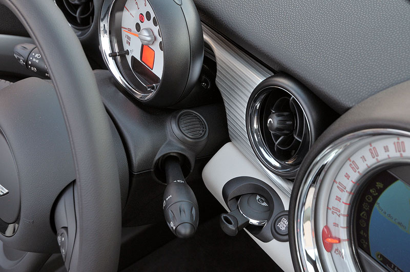 MINI Roadster, Instrumente