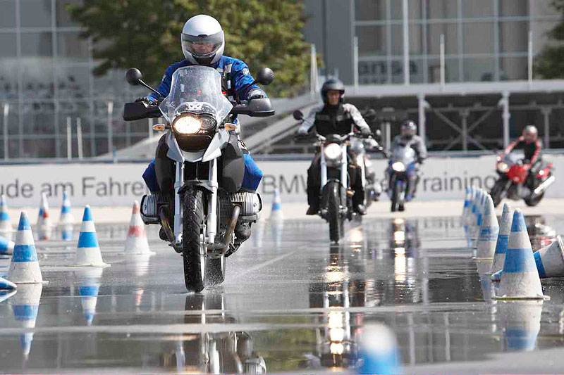 BMW Motorrad Fahrertraining