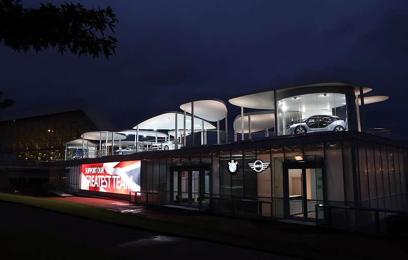BMW Olympic Pavillon in London