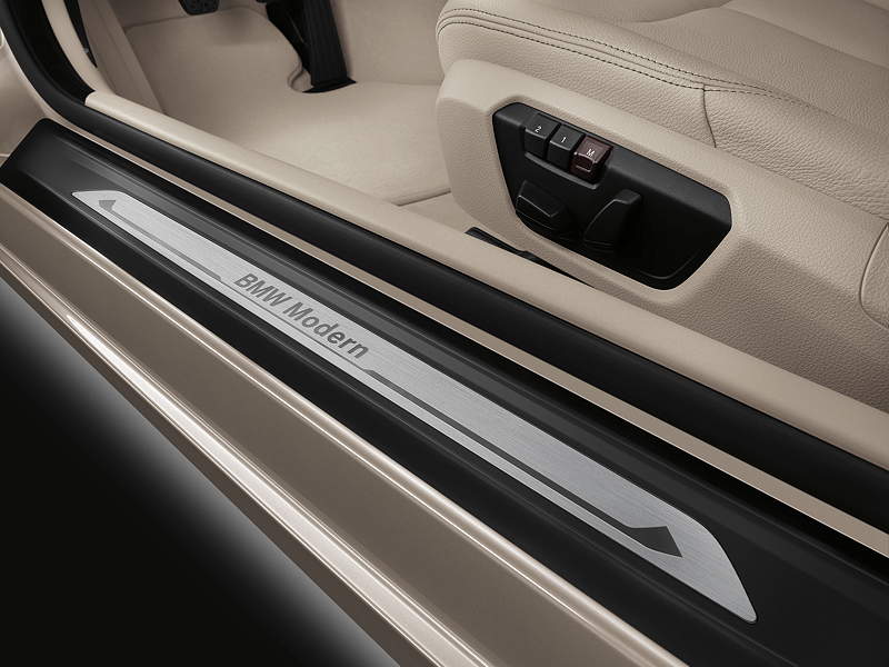 BMW 4er Coup, Modern Line, Einstiegsleiste