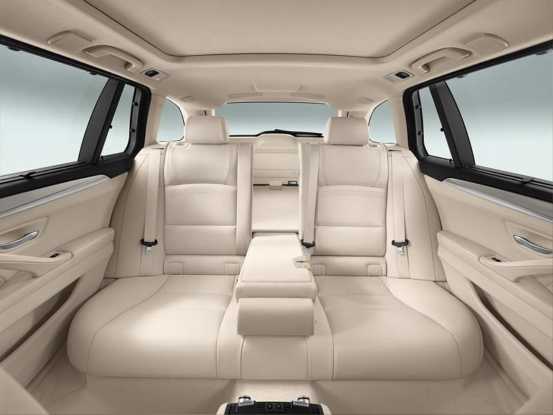 BMW 5er Touring, Facelift 2013, umklappbare Fondsitze