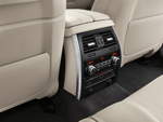 BMW 5er Gran Turismo, Luxury Line, Facelift 2013, Mittelkonsole im Fond