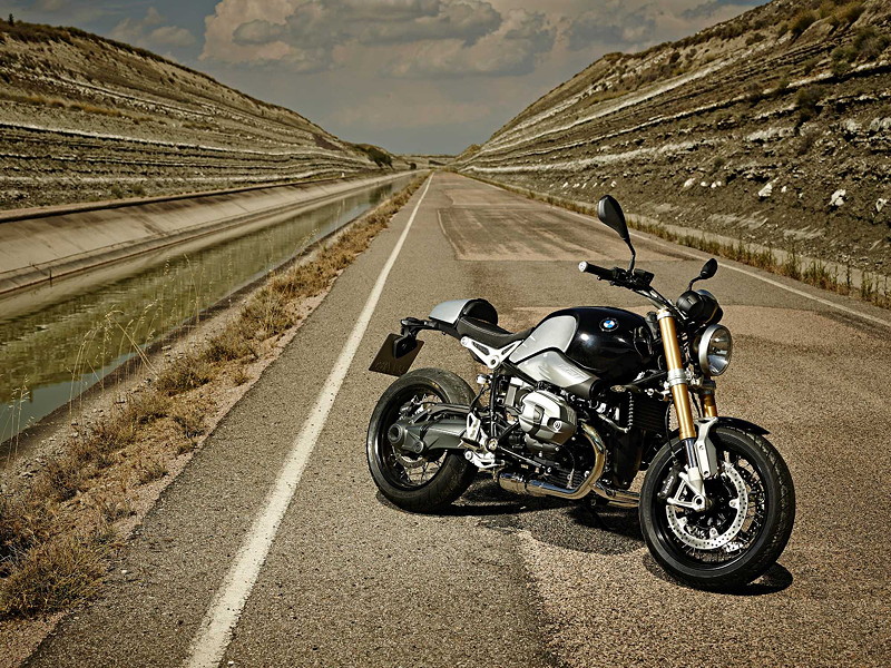 BMW R nineT