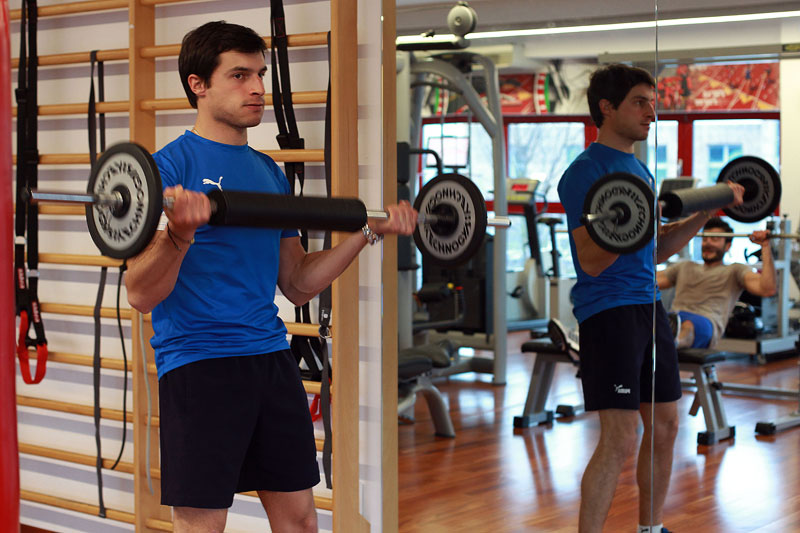 BMW DTM Champion 2012, Bruno Spengler (CA) beim Fitness-Training.