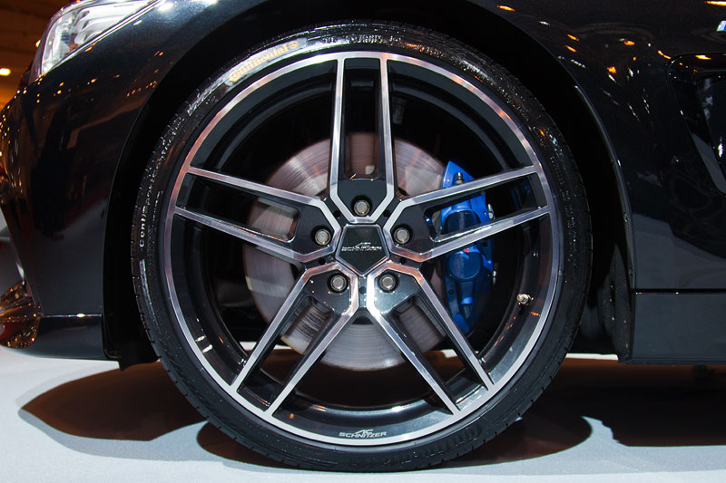 AC Schnitzer ACS 4 3.5 xi auf Basis des neuen BMW 4er Coup, Schnitzer Felge Typ III in bicolor