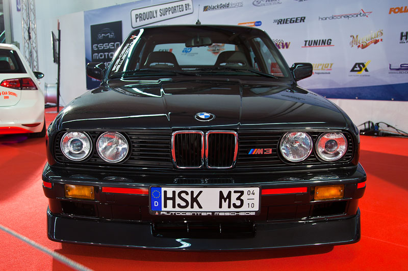 Essen Motor Show 2013: BMW M3 (E30), Baujahr 1987, 2.3 Liter 16V 4-Zylinder Motor mit 194 PS