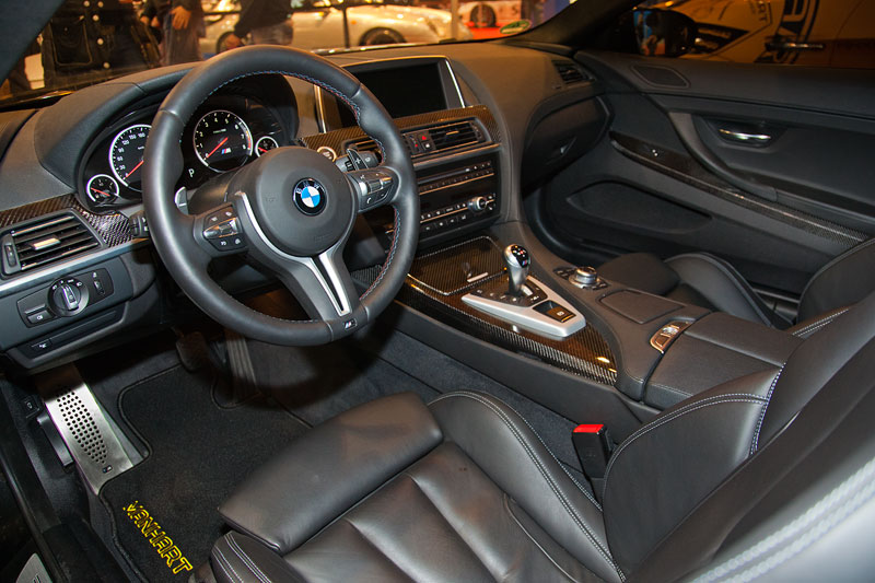 Essen Motor Show 2013: Manhart MH6 700 auf Basis BMW M6 Gran Coup, Innenraum mit nur leichten Vernderungen gegenber der Serie