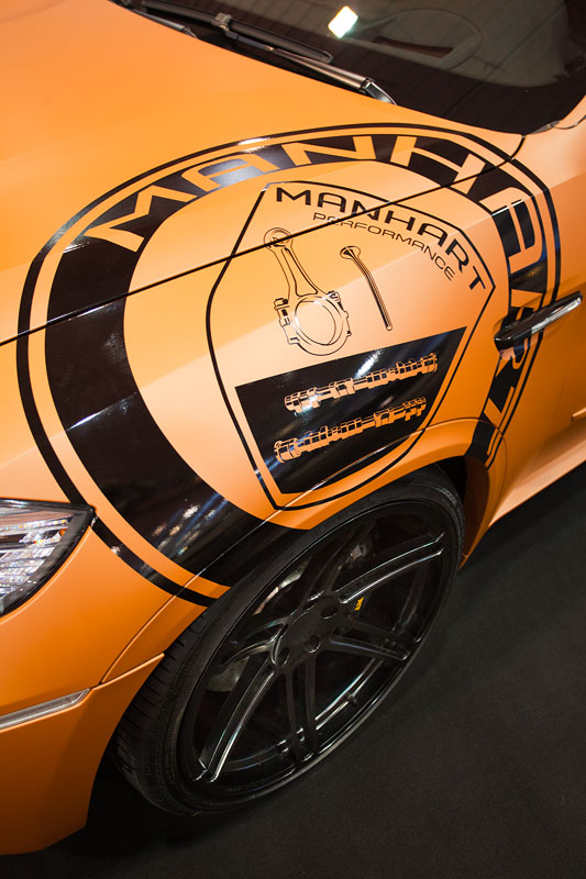 Essen Motor Show 2013: Manhart MHX5 700 auf Basis BMW X5 M mit aufwndiger Folierung
