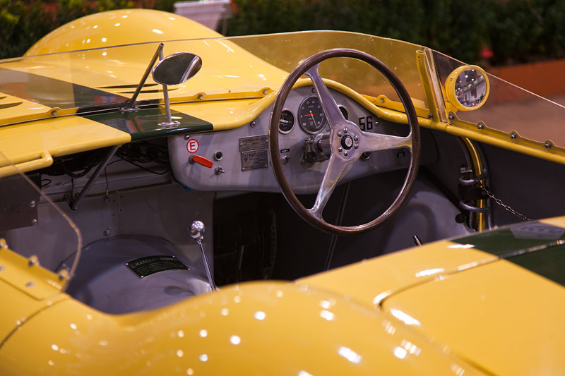 Maserati Tipo 8VRi, Cockpit